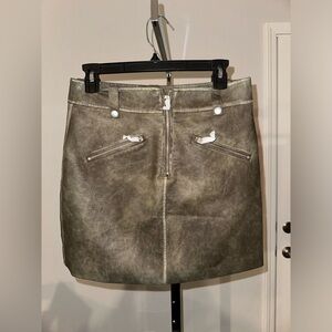 NWT Blank NYC Zipper Faux Leather Skirt Size 27🔥🔥